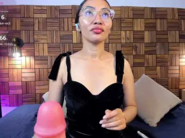 Lucyyliu  live sex cam