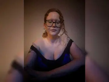 ChaoticCutee  live sex cam