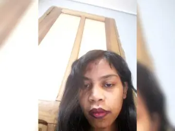 Emma75  live sex cam