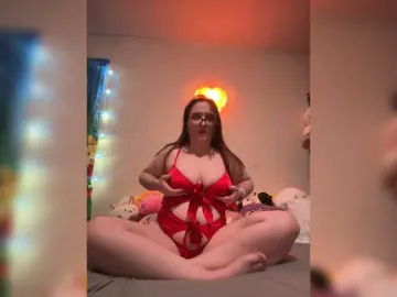 LadyWeavile  live sex cam