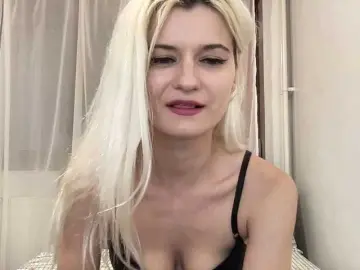 OnikaLove  live sex cam