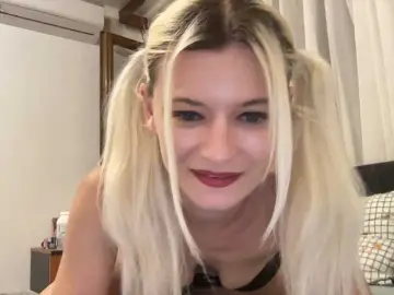 OnikaLove  live sex cam