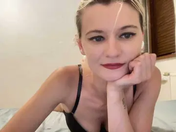 OnikaLove  live sex cam