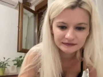 OnikaLove  live sex cam