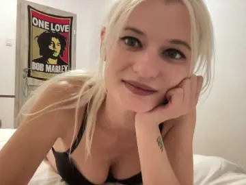 OnikaLove  live sex cam