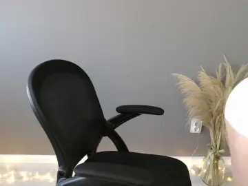 Prettygirl1703  live sex cam