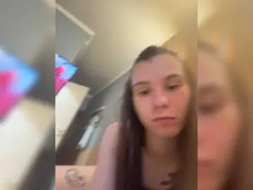 Prinsess131  live sex cam