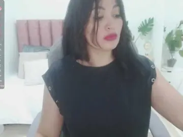 Sophia-hadid  live sex cam