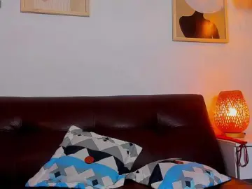 Ahinoarouse  live sex cam