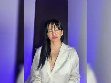 Valerysweet11  live sex cam