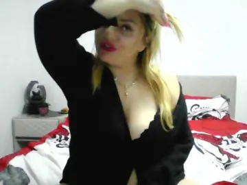 CrazyplesureAnna  live sex cam