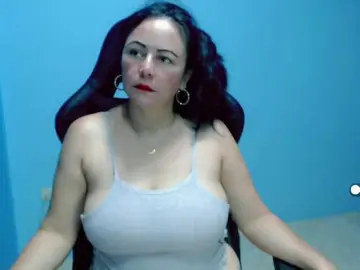 LilyBenet1  live sex cam