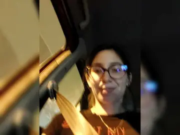 LittleSammy  live sex cam