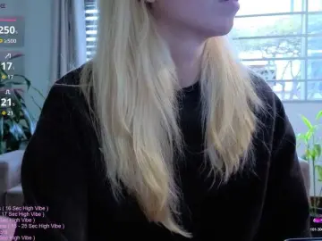 LittleSammy  live sex cam