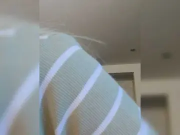 LittleSammy  live sex cam