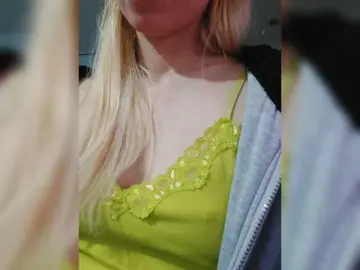 LittleSammy  live sex cam