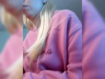 LittleSammy  live sex cam