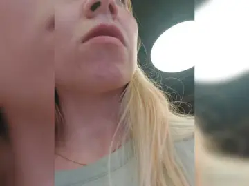 LittleSammy  live sex cam