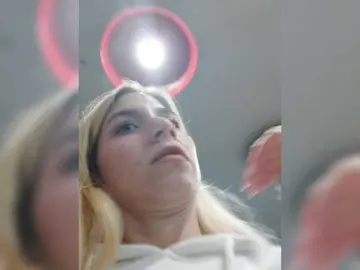 LittleSammy  live sex cam