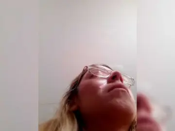 LittleSammy  live sex cam