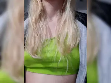 LittleSammy  live sex cam