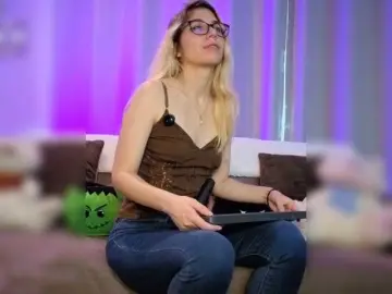 LittleSammy  live sex cam