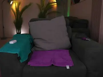 NyraNoble  live sex cam