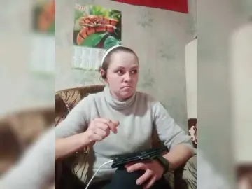 REPTILIAY  live sex cam