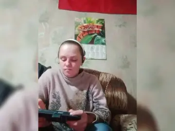 REPTILIAY  live sex cam