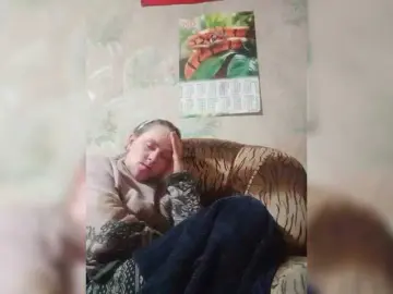 REPTILIAY  live sex cam