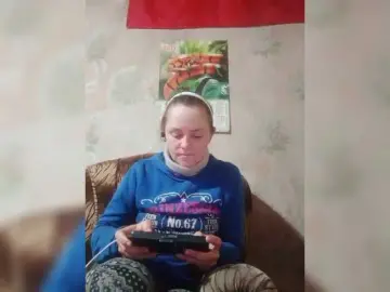 REPTILIAY  live sex cam