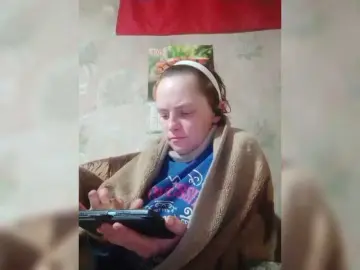 REPTILIAY  live sex cam