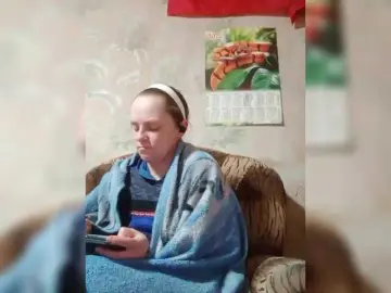 REPTILIAY  live sex cam