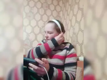 REPTILIAY  live sex cam