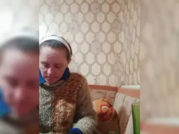 REPTILIAY  live sex cam