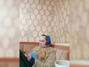 REPTILIAY  live sex cam