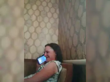REPTILIAY  live sex cam