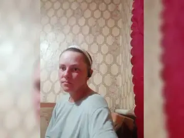 REPTILIAY  live sex cam