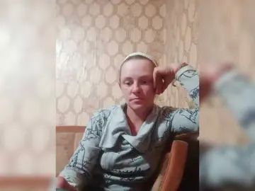 REPTILIAY  live sex cam