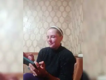 REPTILIAY  live sex cam