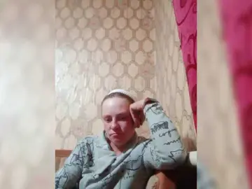 REPTILIAY  live sex cam