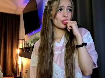 Sophia1111  live sex cam