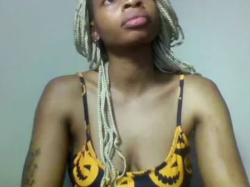 SweetsLolilta  live sex cam