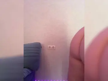 SweetyW-  live sex cam