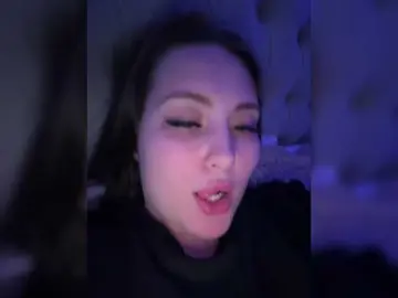 SweetyW-  live sex cam