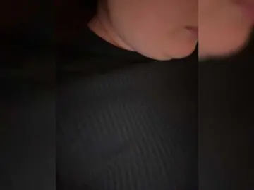 SweetyW-  live sex cam