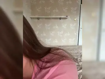 SweetyW-  live sex cam