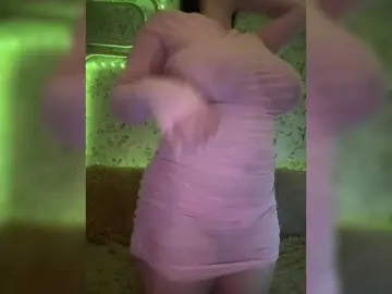 SweetyW-  live sex cam