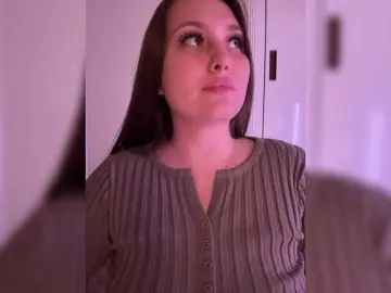 SweetyW-  live sex cam