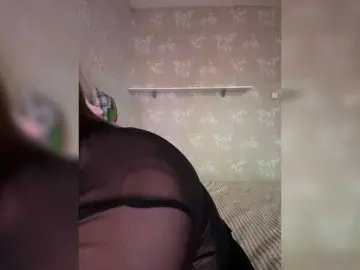 SweetyW-  live sex cam